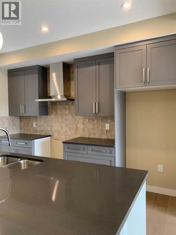 152 Crimson Ridge Place, Calgary, Alberta  T3L 0K4 - Photo 7 - A2299822