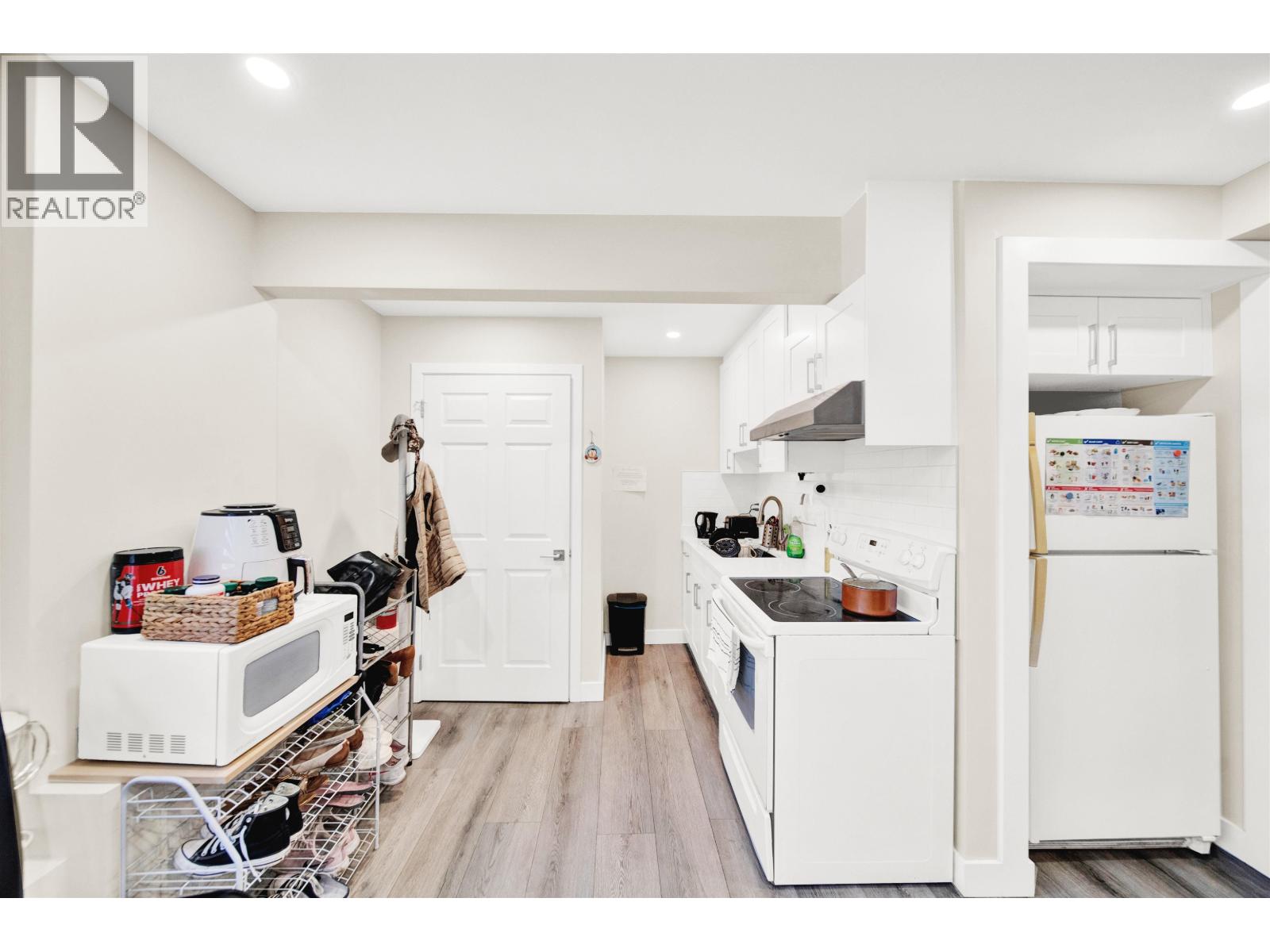 3825 Azalea Place, Port Coquitlam, British Columbia V3B 4A1 - Photo 19 - R3110596