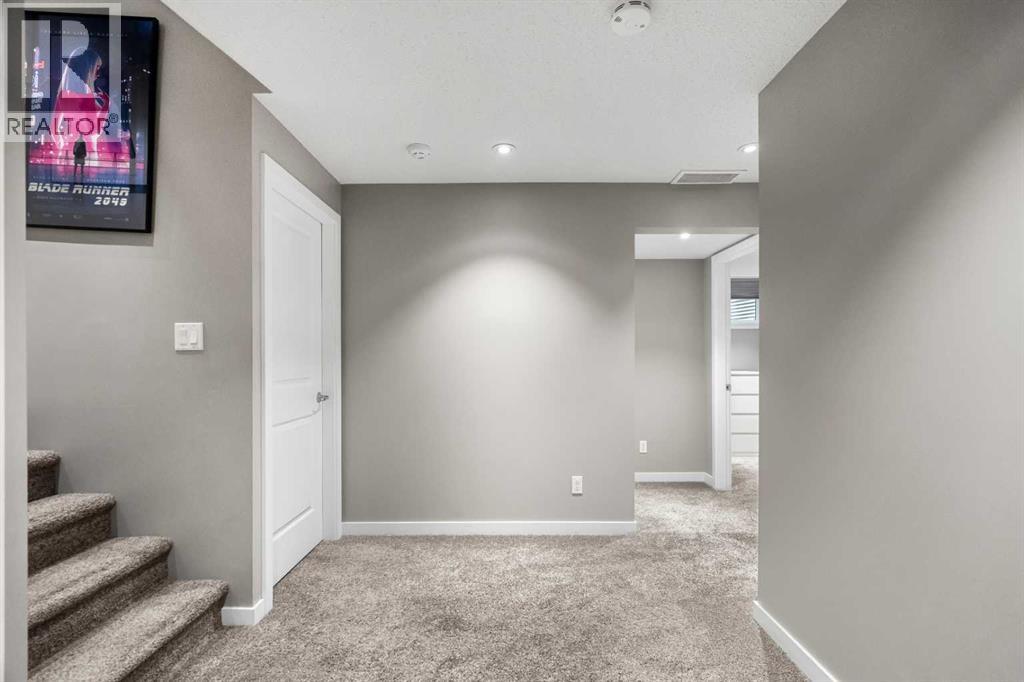 6 Kingsbury Close Se, Airdrie, Alberta  T4A 0R3 - Photo 30 - A2302204