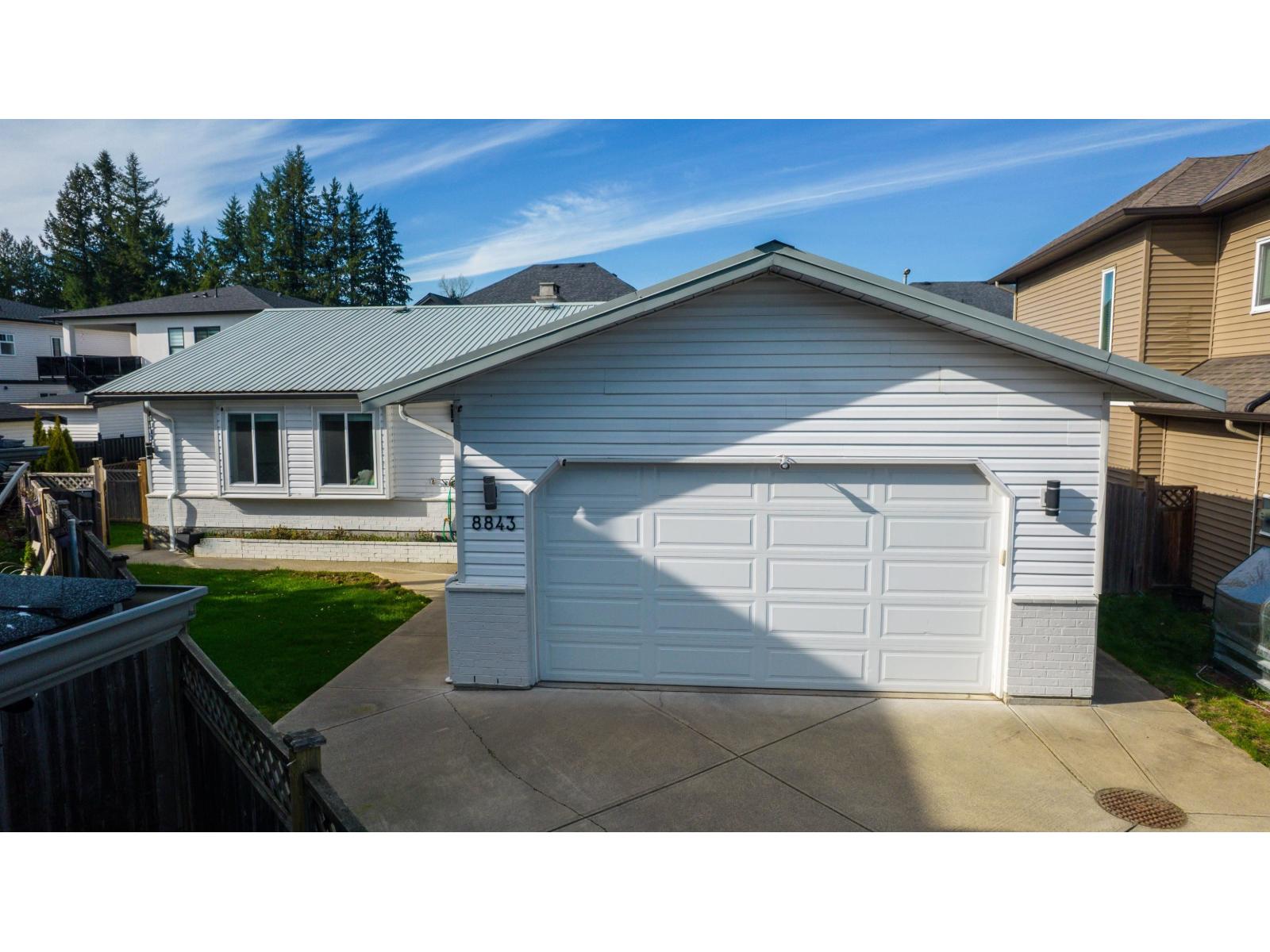 8843 Wooler Terrace, Mission, British Columbia  V4S 0B9 - Photo 2 - R3112165