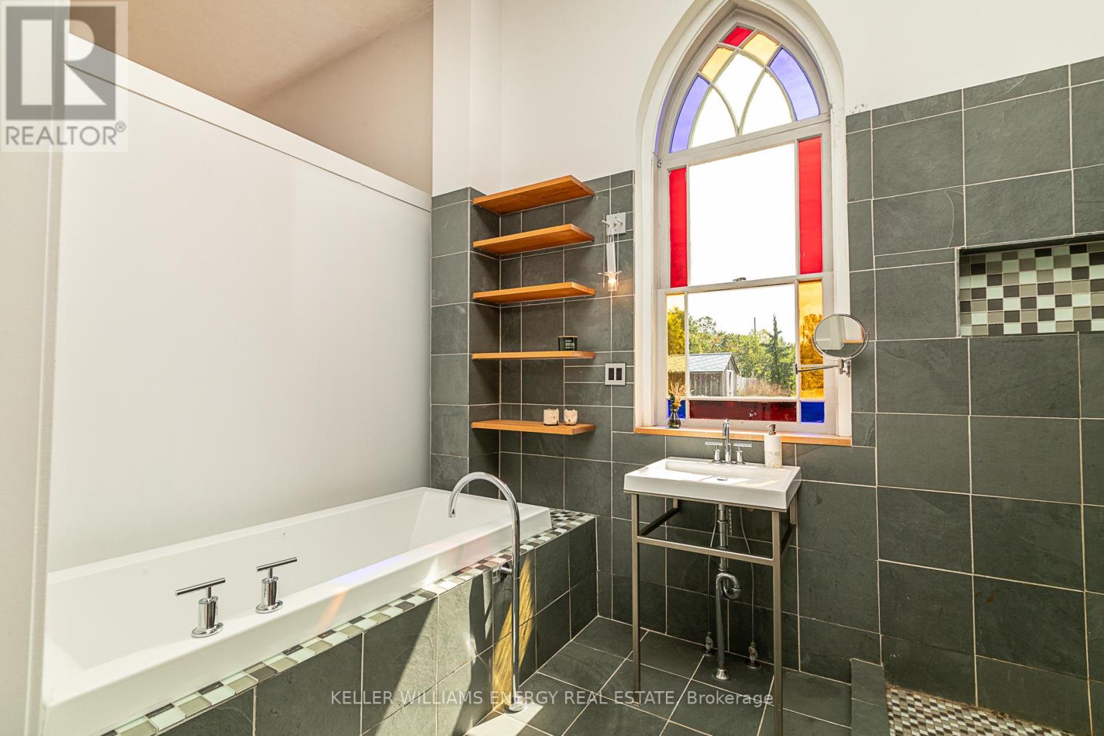 1637 Highway 62, Prince Edward County, Ontario  K0K 1G0 - Photo 20 - X13004454