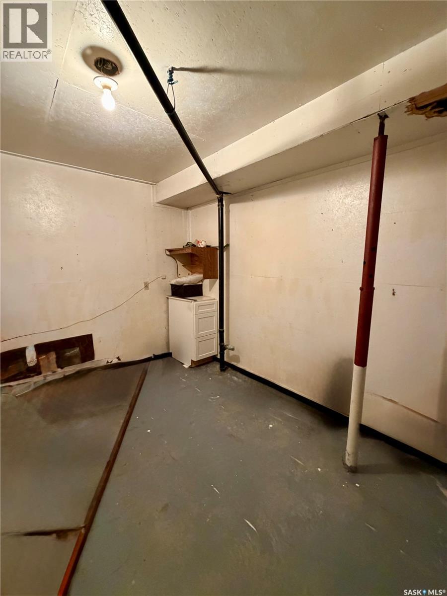 610 Main Street, Hudson Bay, Saskatchewan  S0E 0Y0 - Photo 30 - SK032916