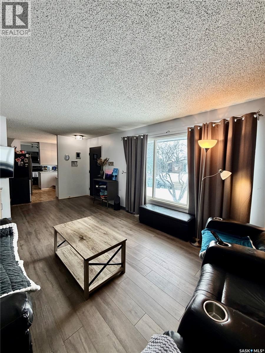 610 Main Street, Hudson Bay, Saskatchewan  S0E 0Y0 - Photo 7 - SK032916