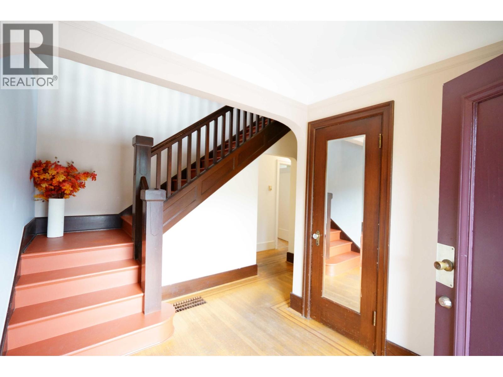 3945 W 10th Avenue, Vancouver, British Columbia V6R 2G9 - Photo 16 - R3105295