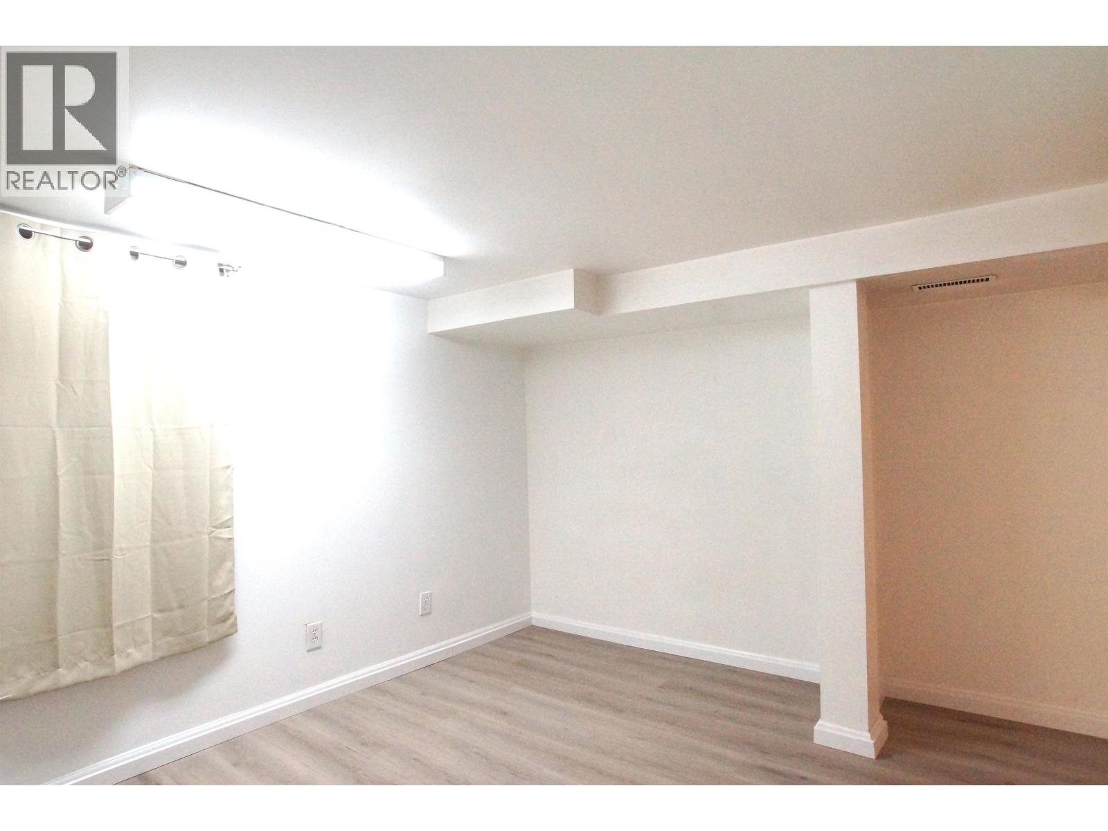 3945 W 10th Avenue, Vancouver, British Columbia V6R 2G9 - Photo 35 - R3105295