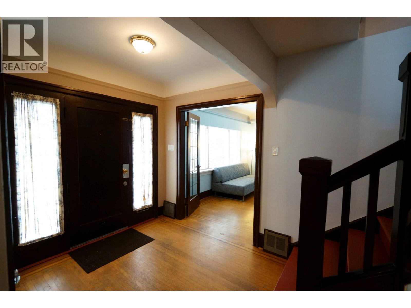 3945 W 10th Avenue, Vancouver, British Columbia V6R 2G9 - Photo 17 - R3105295