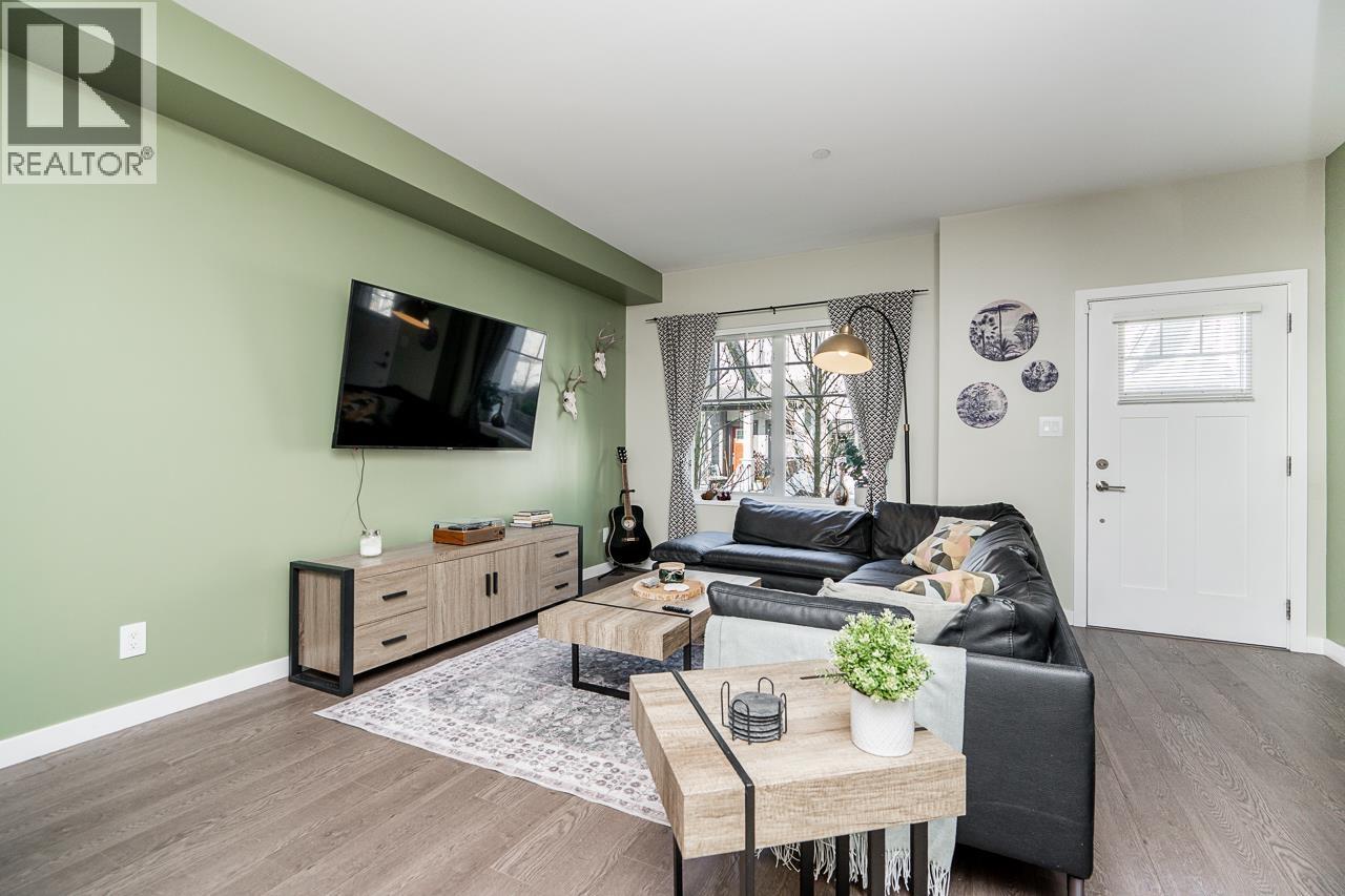 71 19451 Sutton Avenue, Pitt Meadows, British Columbia  V3Y 0G6 - Photo 6 - R3112116