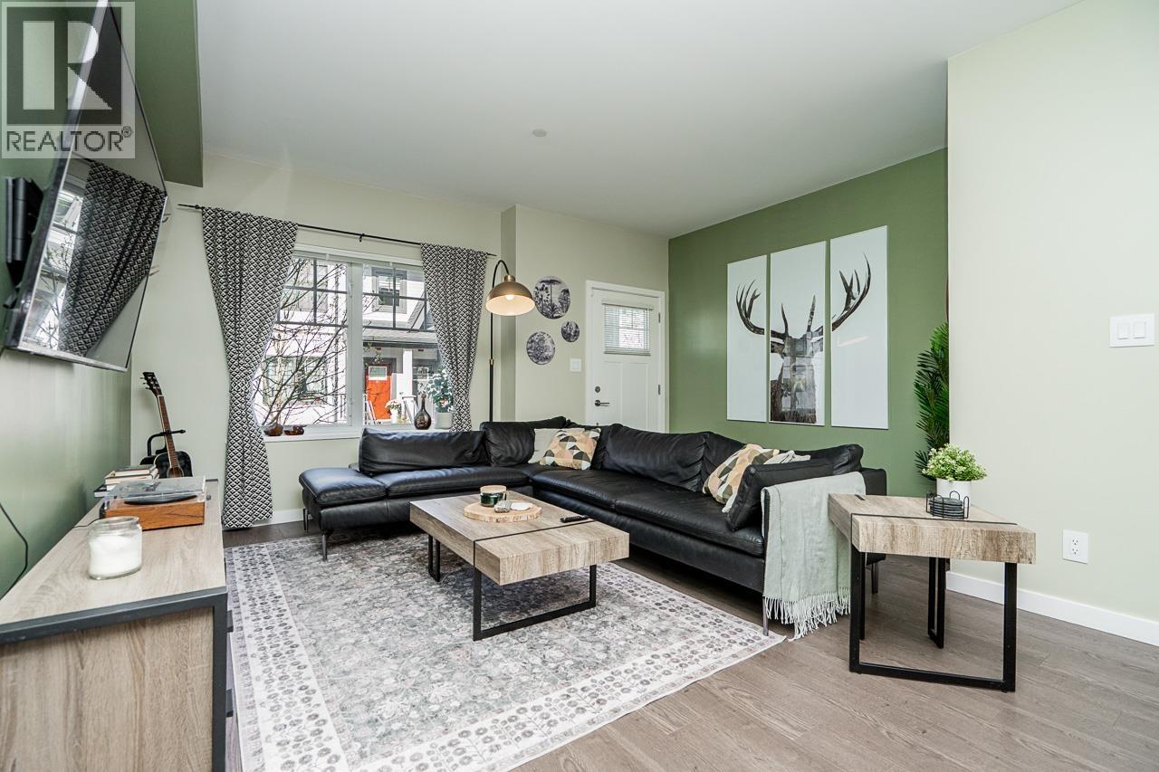 71 19451 Sutton Avenue, Pitt Meadows, British Columbia  V3Y 0G6 - Photo 7 - R3112116