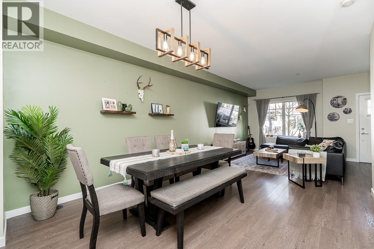 71 19451 Sutton Avenue, Pitt Meadows, British Columbia  V3Y 0G6 - Photo 11 - R3112116