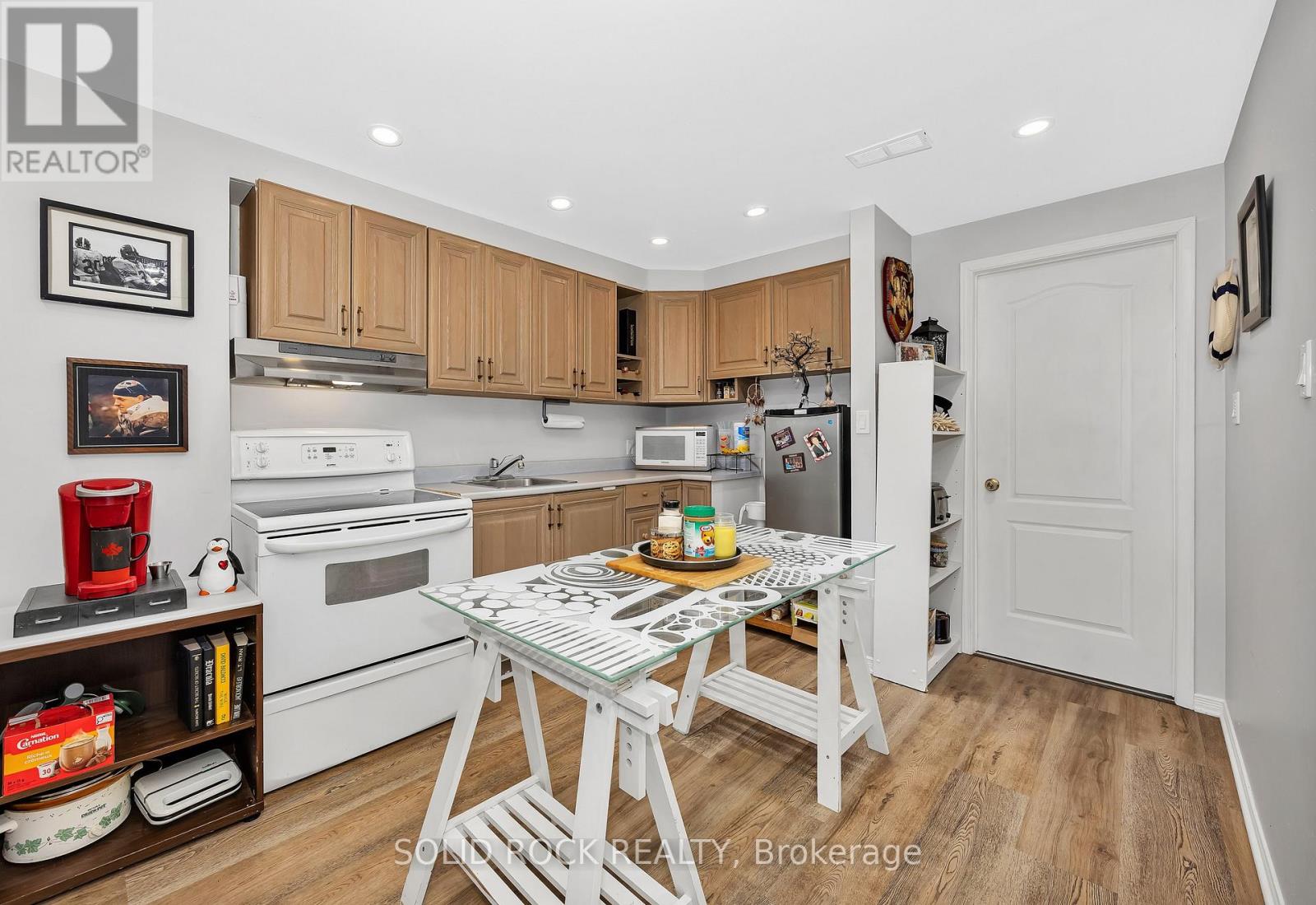 2 Newborough Crescent, Ottawa, Ontario  K2G 6A2 - Photo 17 - X13004466