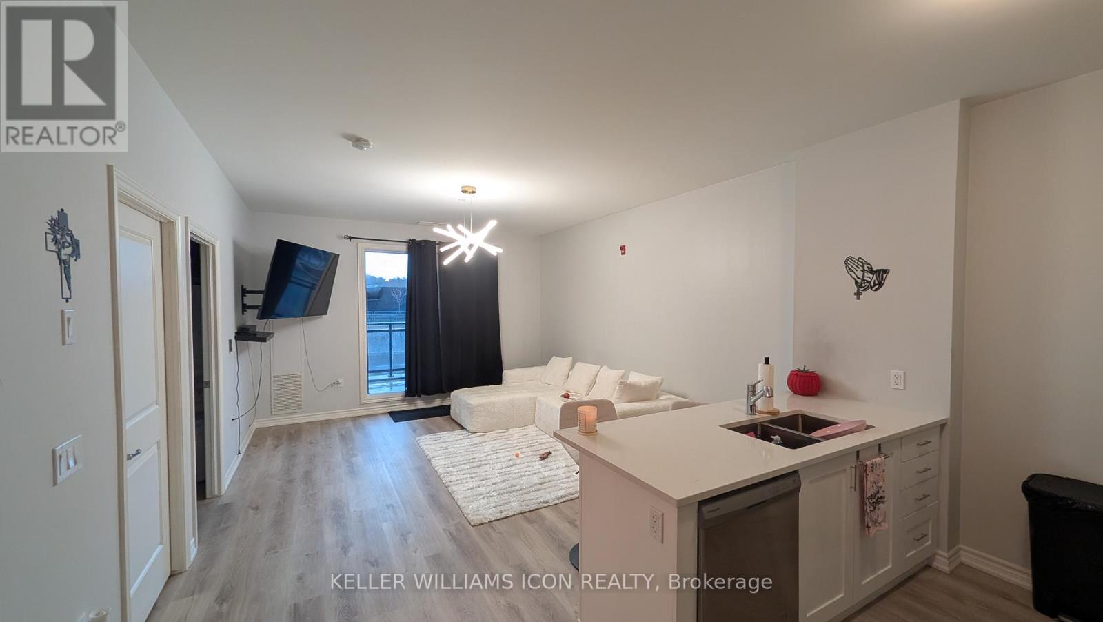 112 - 1350 Hemlock Road, Ottawa, Ontario K1K 5C2 - Photo 3 - X13004490