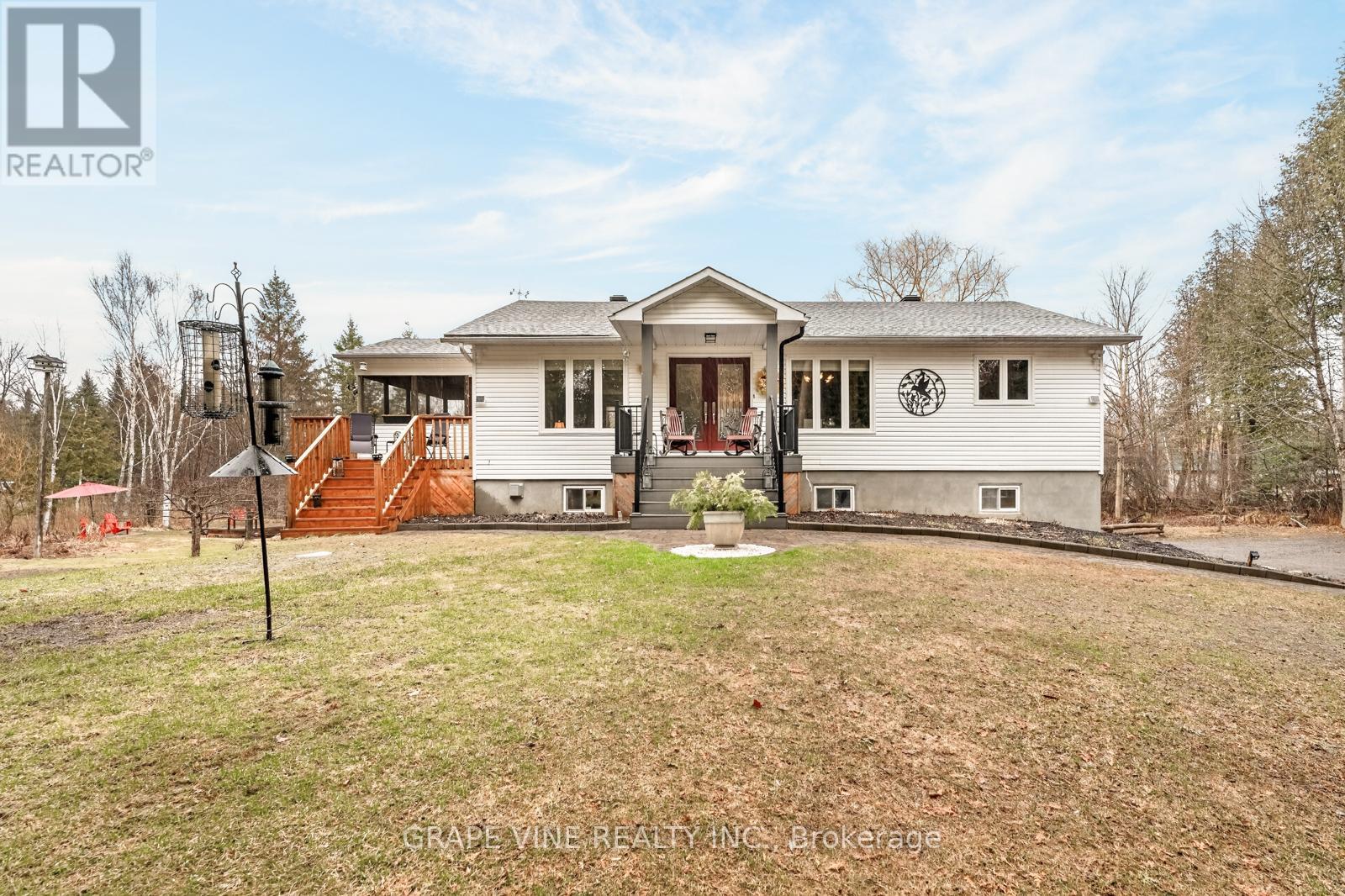 119 SIERRA WOODS DRIVE, Ottawa, Ontario