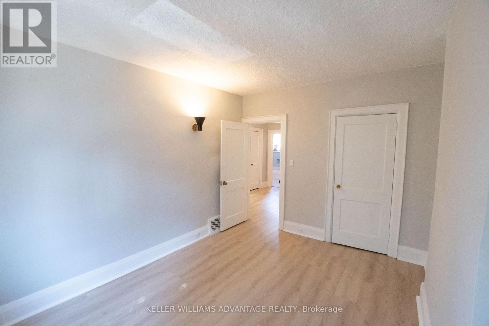 35 Mount Royal Avenue, Toronto, Ontario  M6H 2S2 - Photo 22 - C12994534