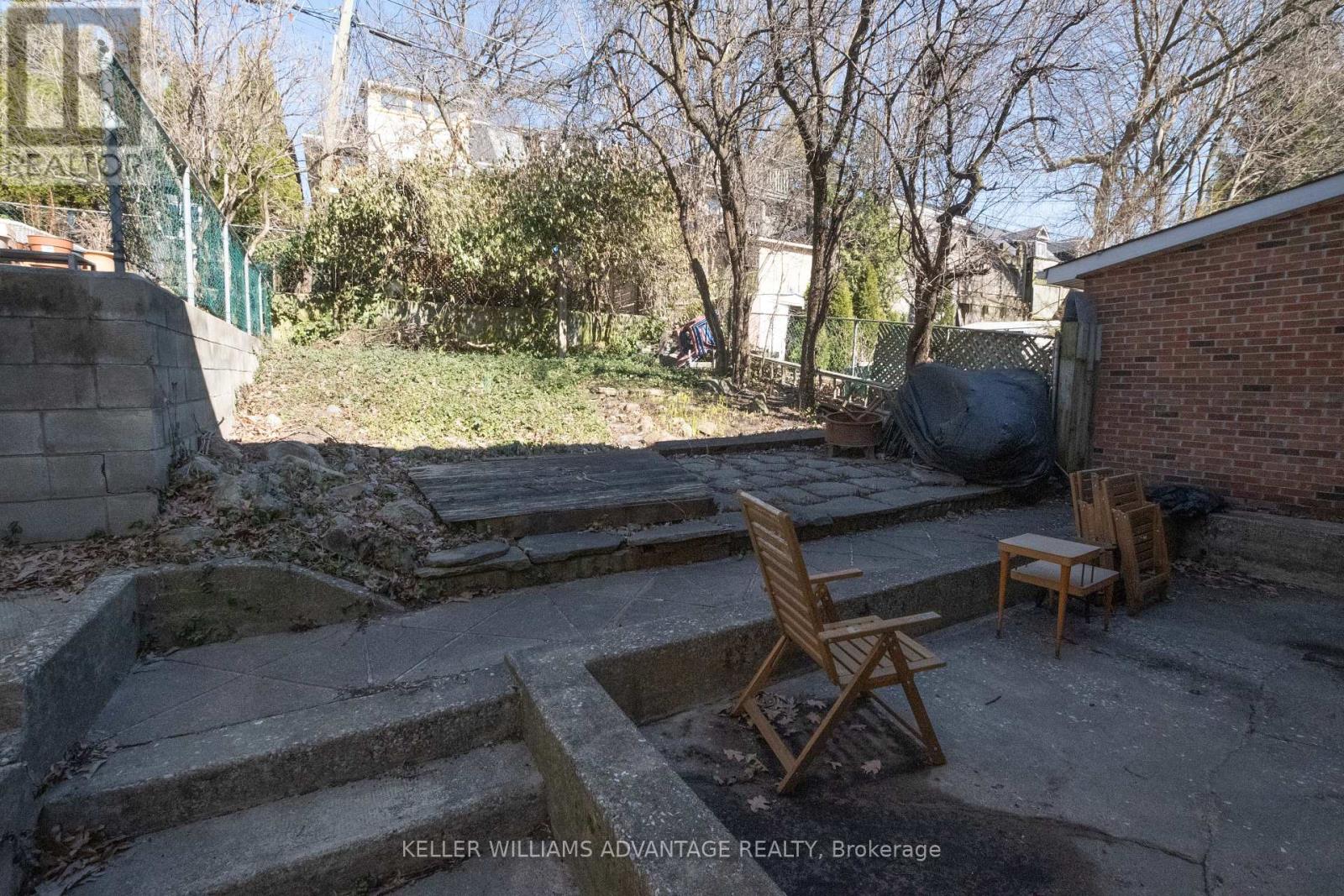 35 Mount Royal Avenue, Toronto, Ontario  M6H 2S2 - Photo 35 - C12994534