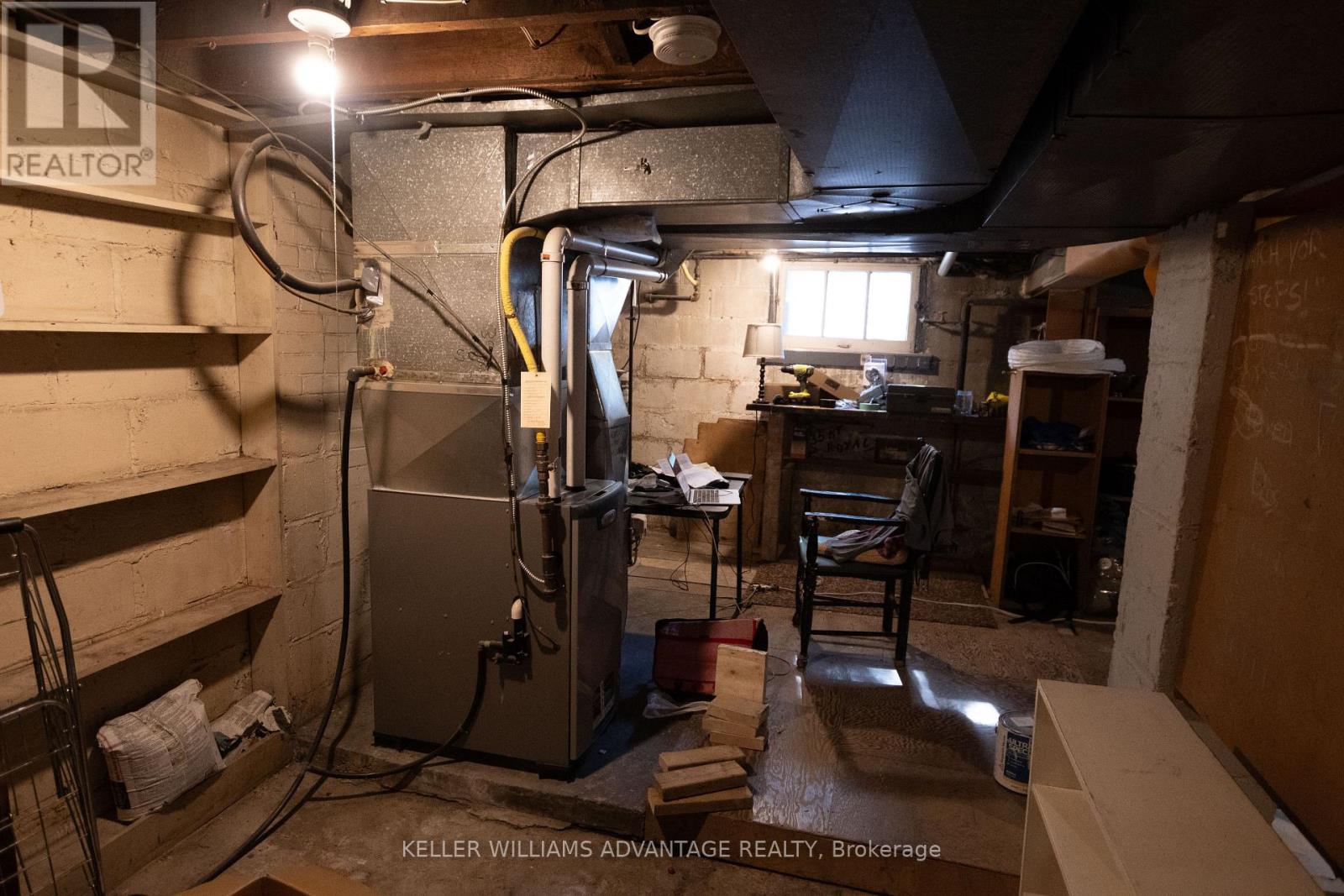 35 Mount Royal Avenue, Toronto, Ontario  M6H 2S2 - Photo 31 - C12994534