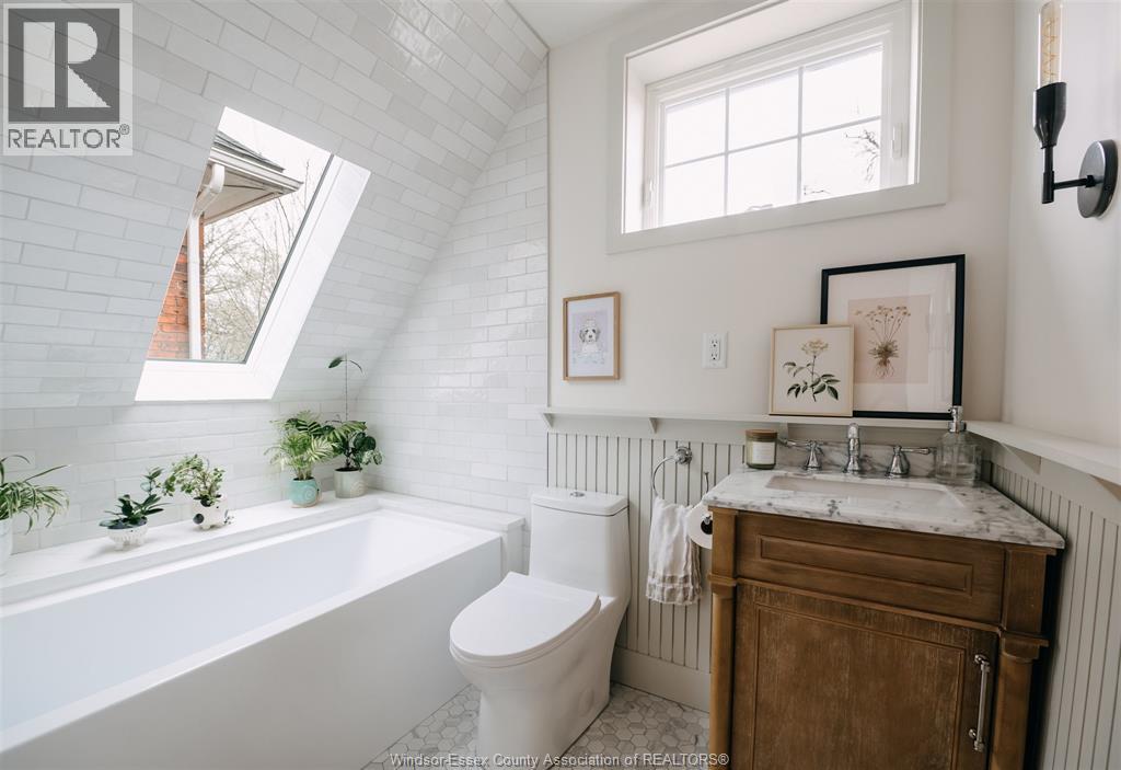 381 Moy Avenue, Windsor, Ontario  N9A 2N1 - Photo 20 - 26008230