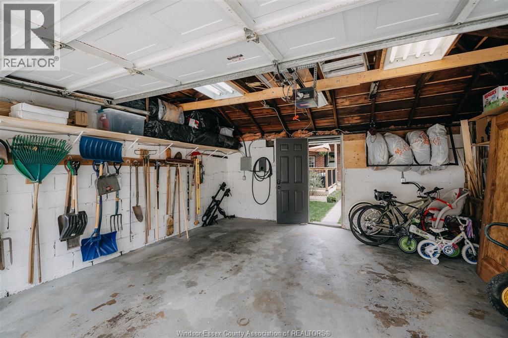 381 Moy Avenue, Windsor, Ontario  N9A 2N1 - Photo 47 - 26008230