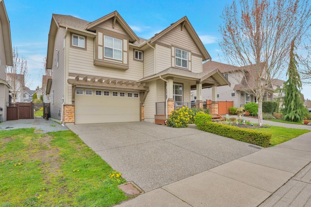 2057 Merlot Boulevard, Abbotsford, British Columbia  V4X 0A6 - Photo 2 - R3110518