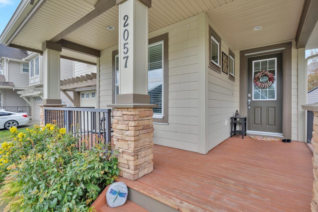 2057 Merlot Boulevard, Abbotsford, British Columbia  V4X 0A6 - Photo 3 - R3110518
