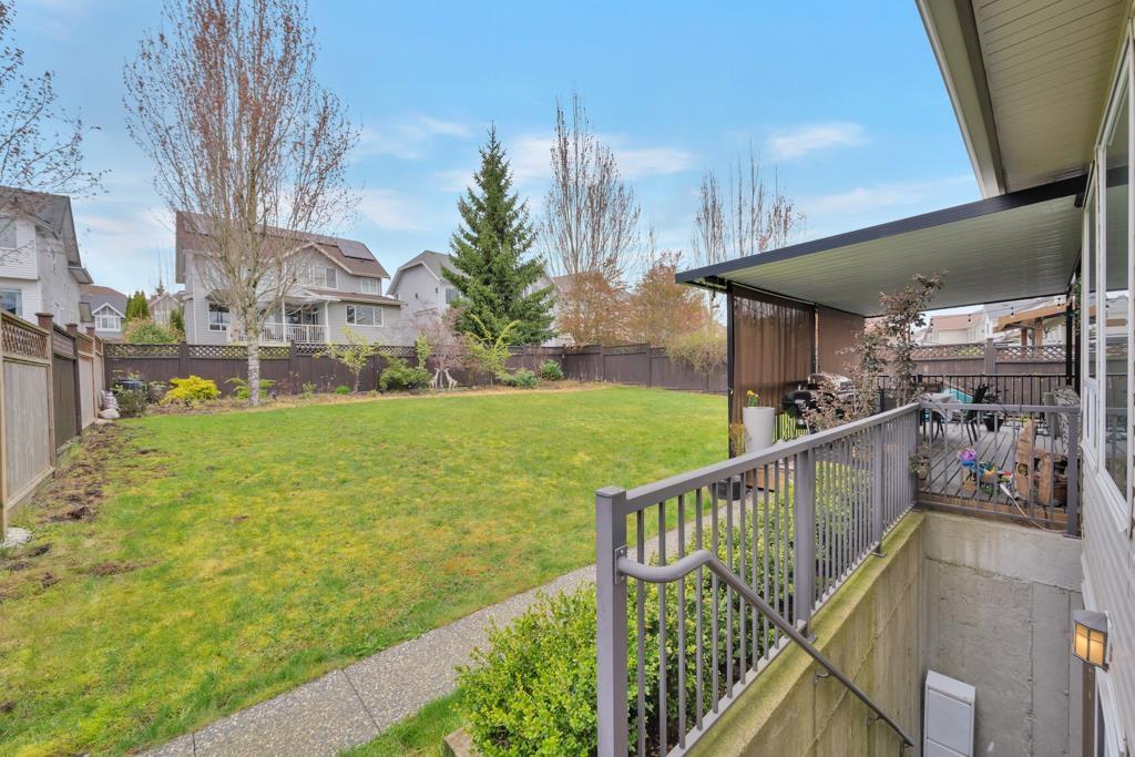 2057 Merlot Boulevard, Abbotsford, British Columbia  V4X 0A6 - Photo 37 - R3110518