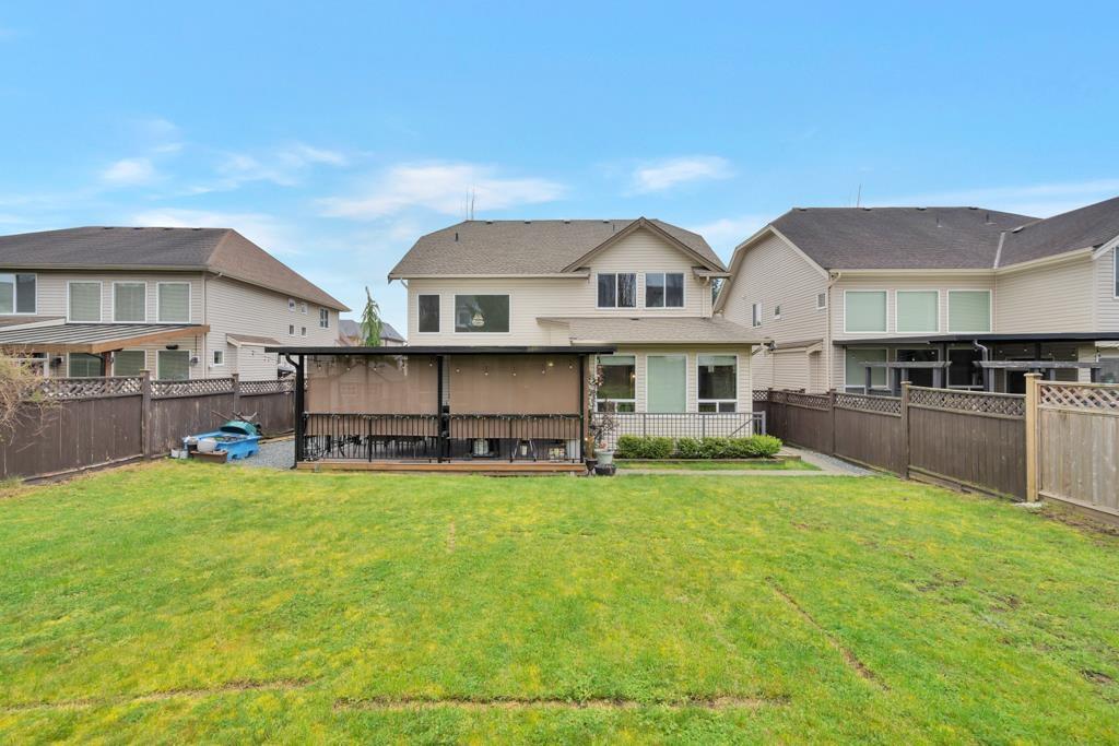2057 Merlot Boulevard, Abbotsford, British Columbia  V4X 0A6 - Photo 39 - R3110518