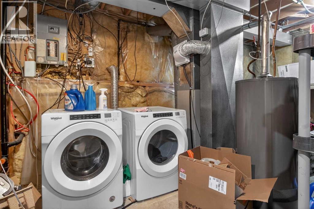 252 Erin Woods Drive SE, Calgary, Alberta  T2B 3B9 - Photo 23 - A2301111