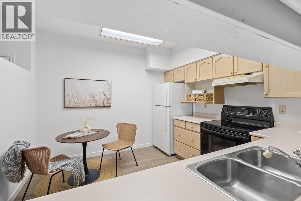 415 121 W 29th Street, North Vancouver, British Columbia V7N 4L9 - Photo 13 - R3111711