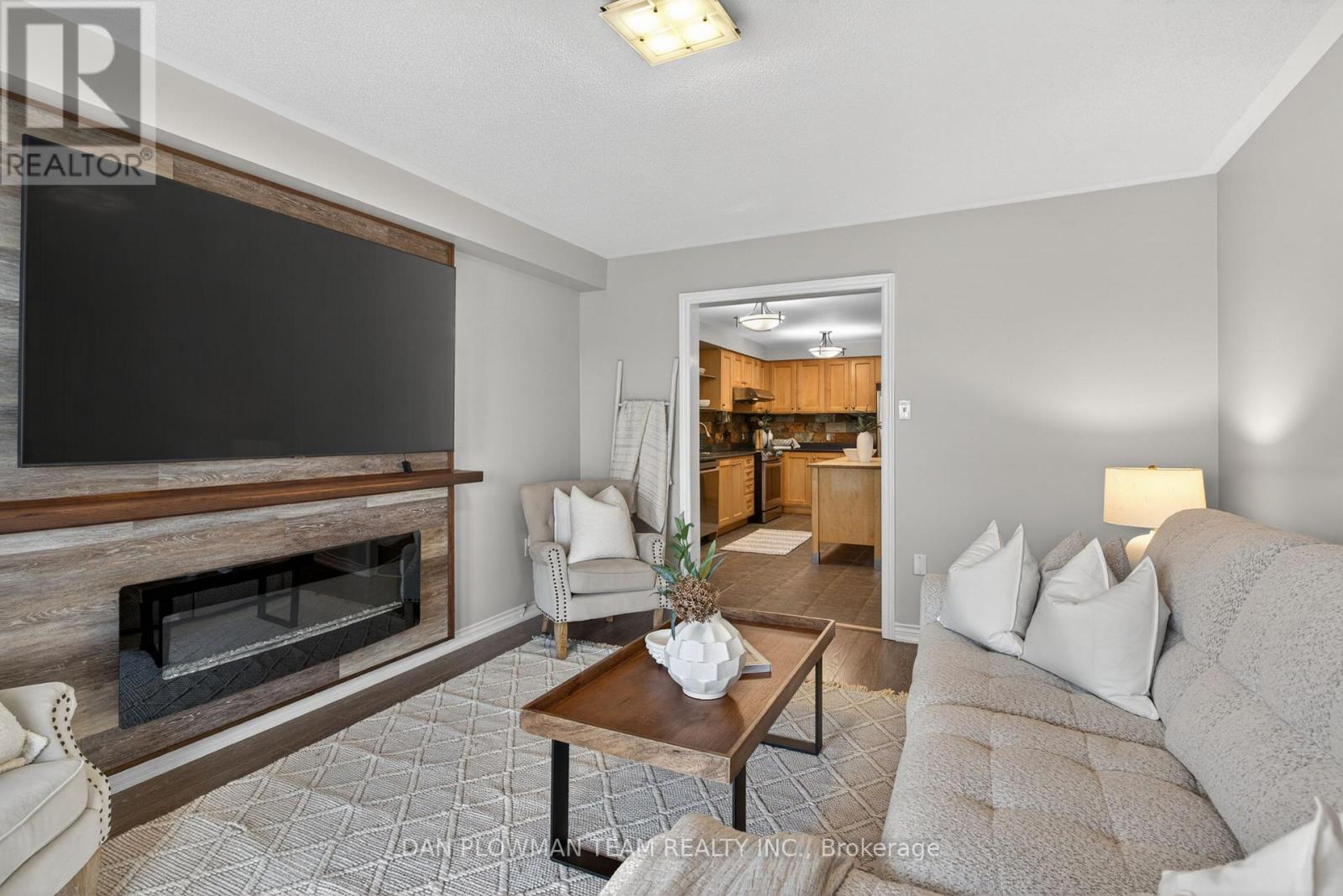 67 Dooley Crescent, Ajax, Ontario  L1T 4J2 - Photo 11 - E13004514