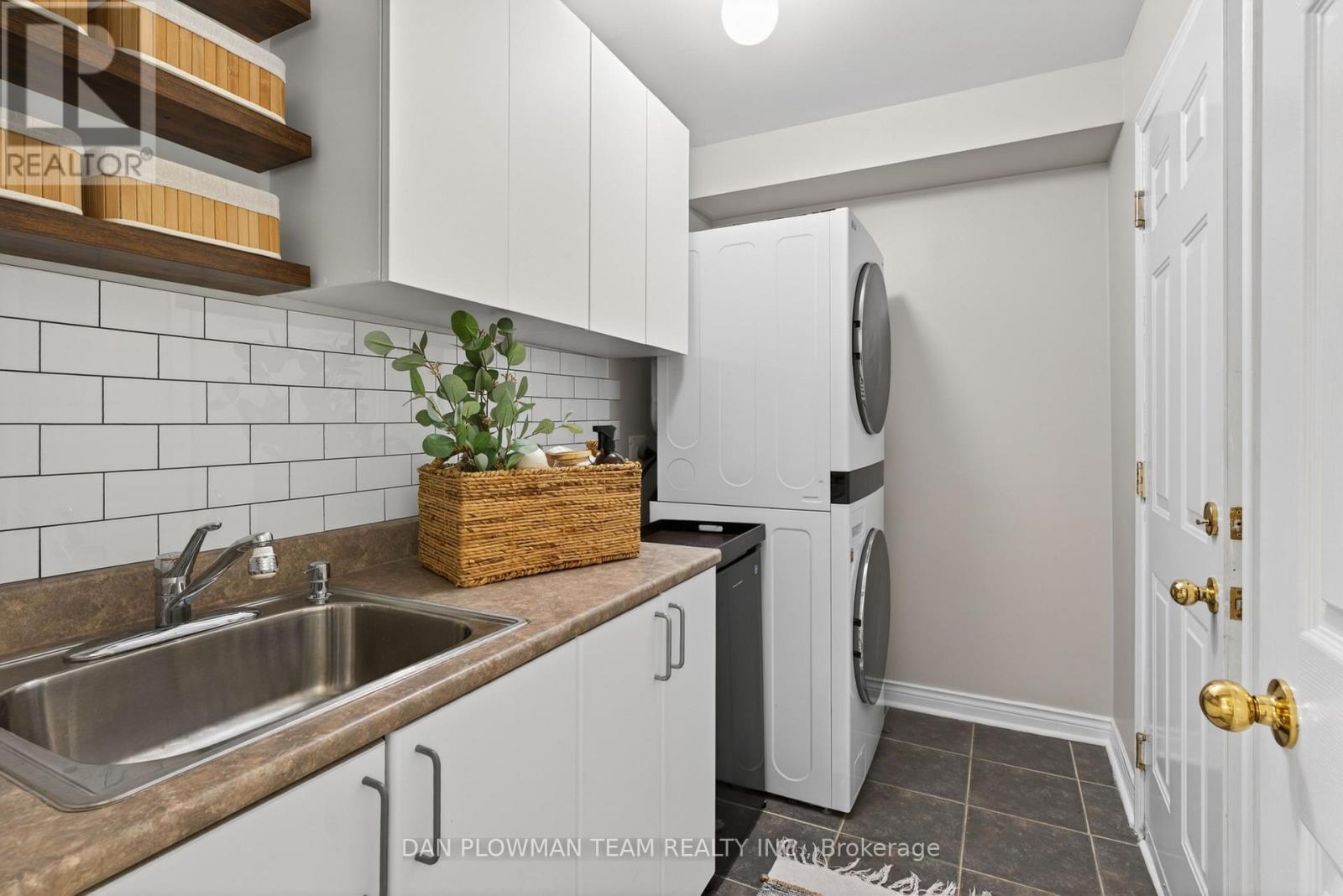 67 Dooley Crescent, Ajax, Ontario  L1T 4J2 - Photo 12 - E13004514