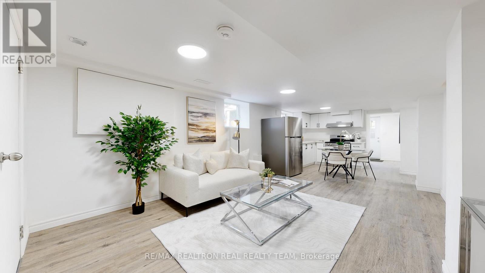 23 Marsh Road, Toronto, Ontario  M1K 1Y6 - Photo 11 - E13003778