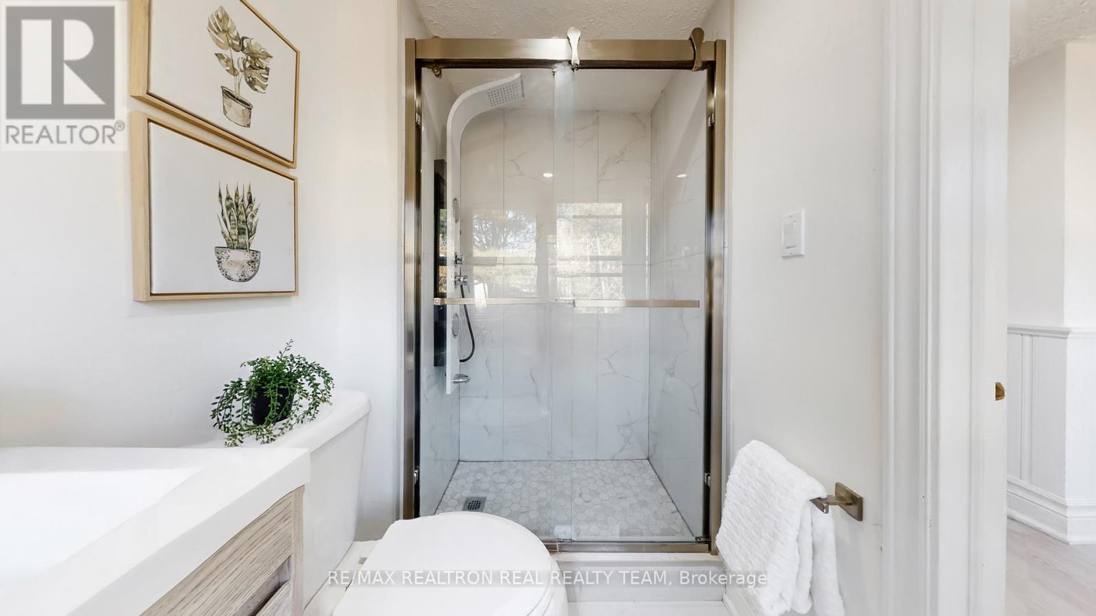 23 Marsh Road, Toronto, Ontario  M1K 1Y6 - Photo 20 - E13003778