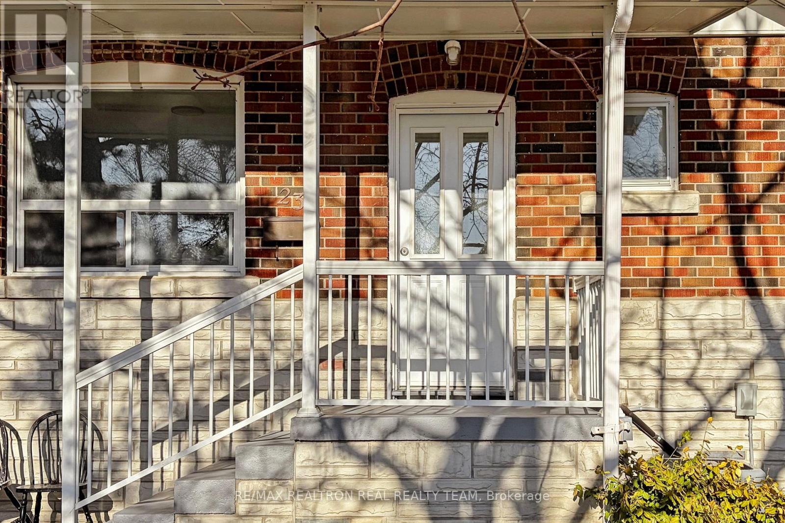 23 Marsh Road, Toronto, Ontario  M1K 1Y6 - Photo 46 - E13003778