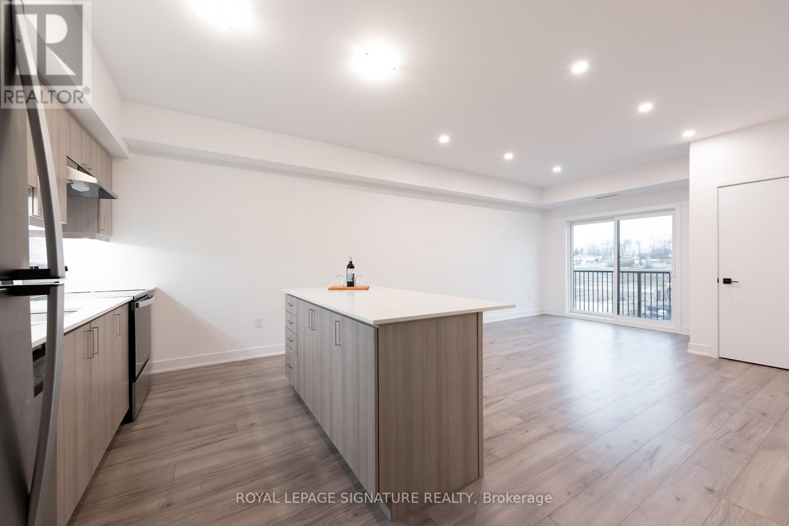 306 - 8 Culinary Lane, Barrie, Ontario  L9J 0T2 - Photo 5 - S13004498