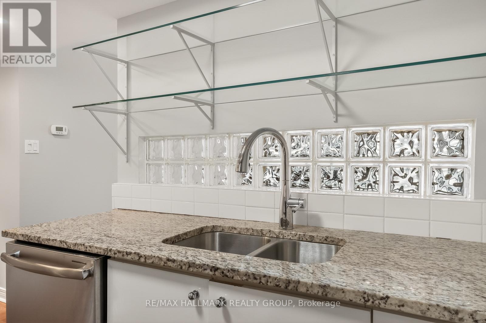 203 - 30 Charlevoix Street, Ottawa, Ontario  K1L 8K5 - Photo 20 - X12802658