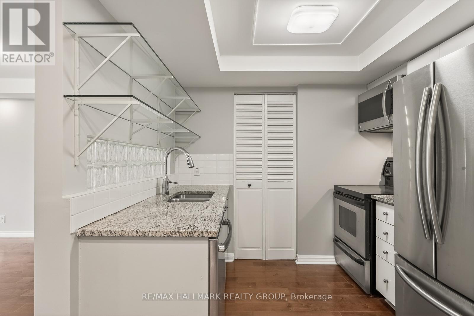 203 - 30 Charlevoix Street, Ottawa, Ontario  K1L 8K5 - Photo 16 - X12802658