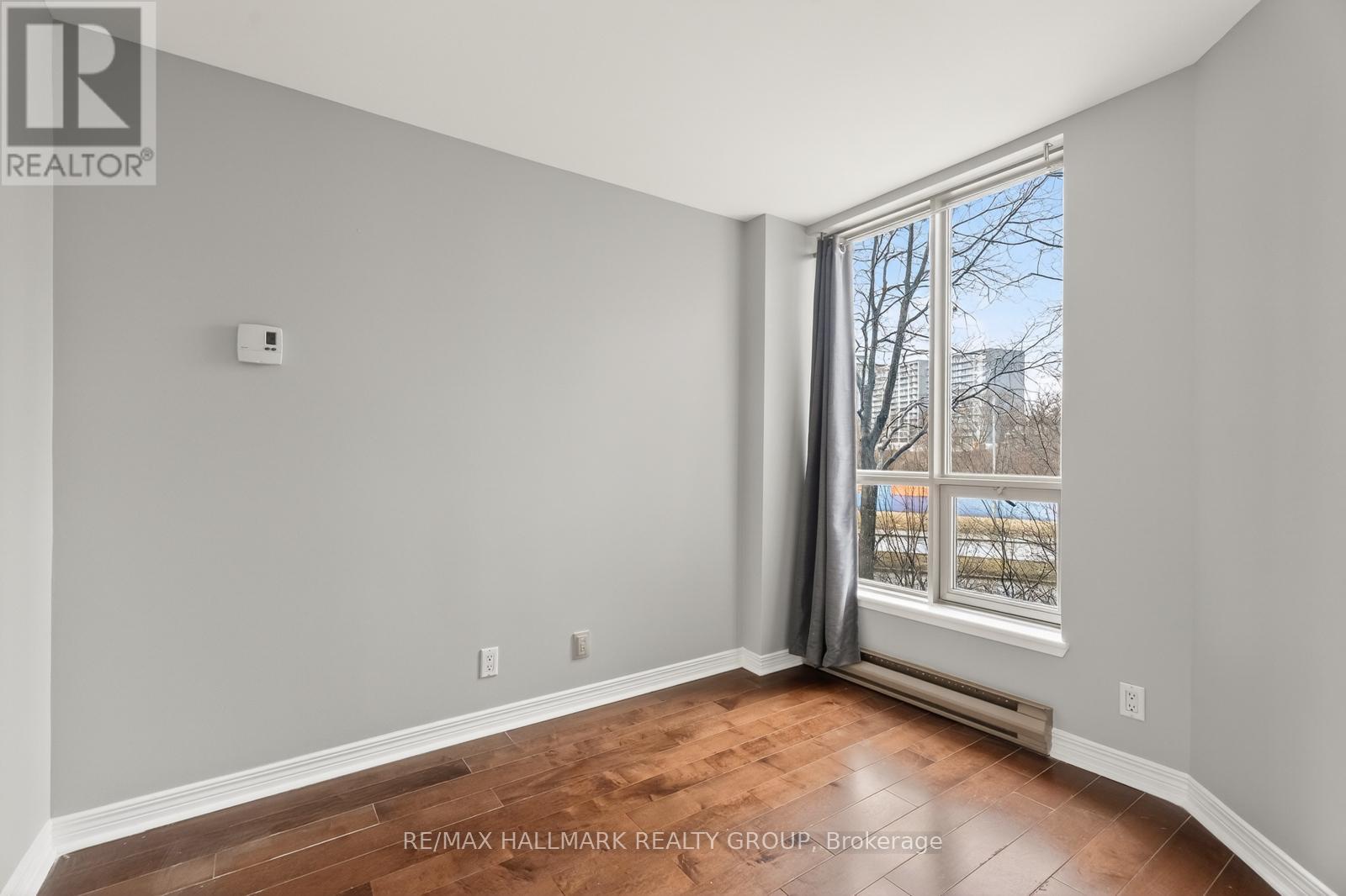 203 - 30 Charlevoix Street, Ottawa, Ontario  K1L 8K5 - Photo 33 - X12802658