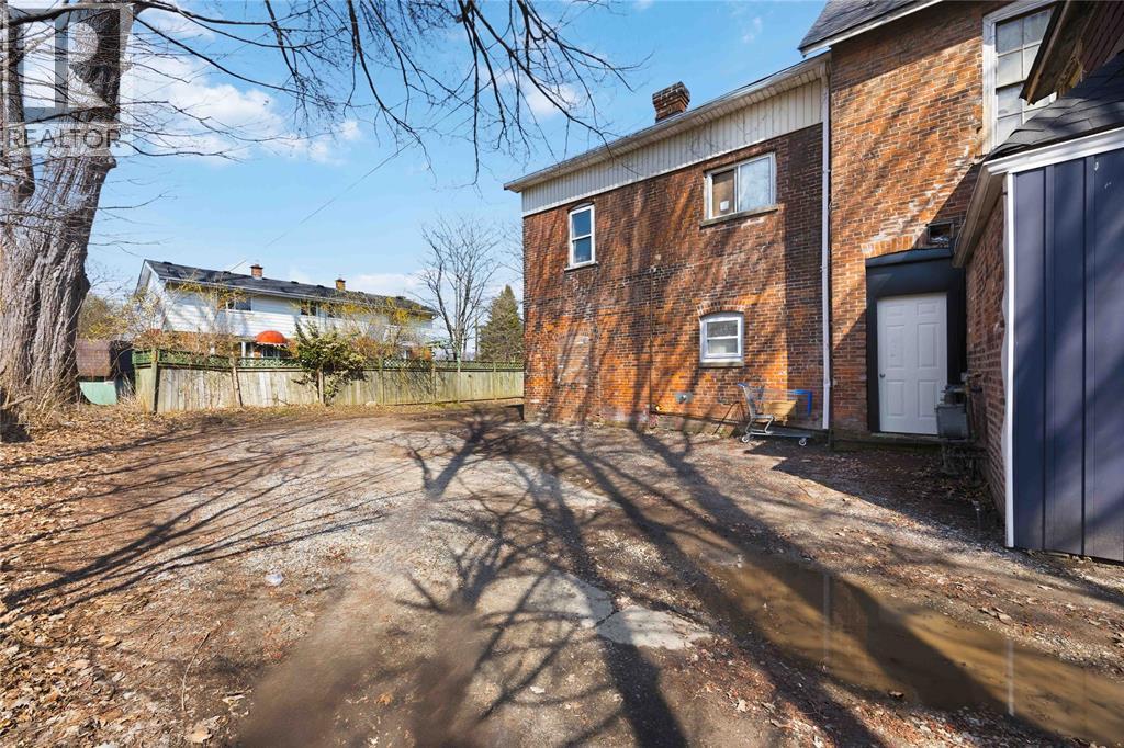 131 Margaret Avenue Unit# 5, Wallaceburg, Ontario  N8A 2A2 - Photo 15 - 26008275