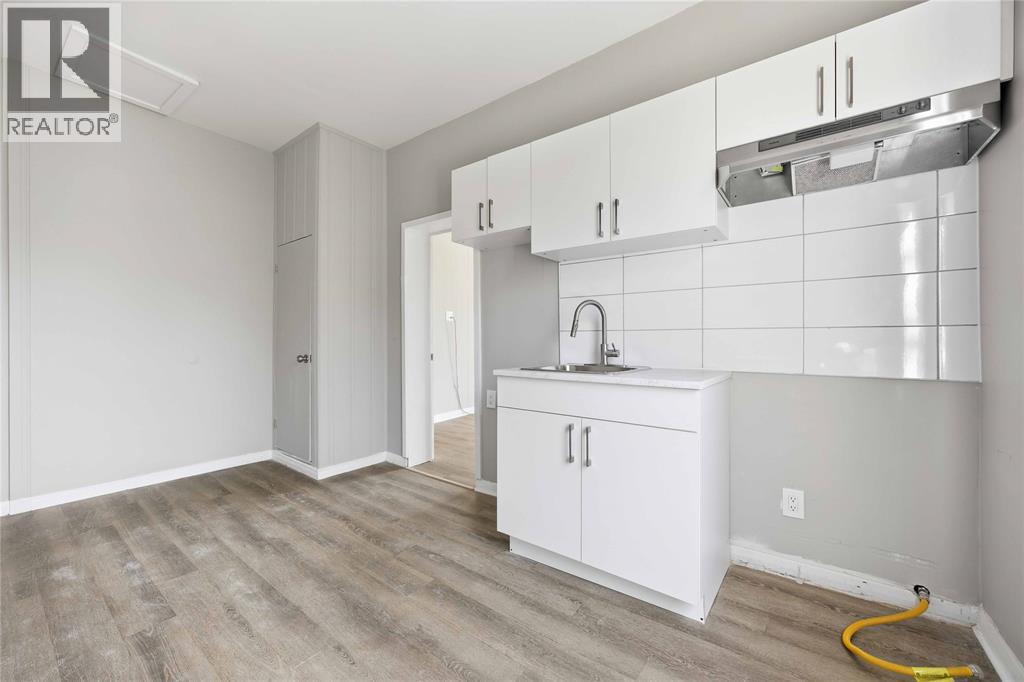 131 Margaret Avenue Unit# 5, Wallaceburg, Ontario  N8A 2A2 - Photo 5 - 26008275