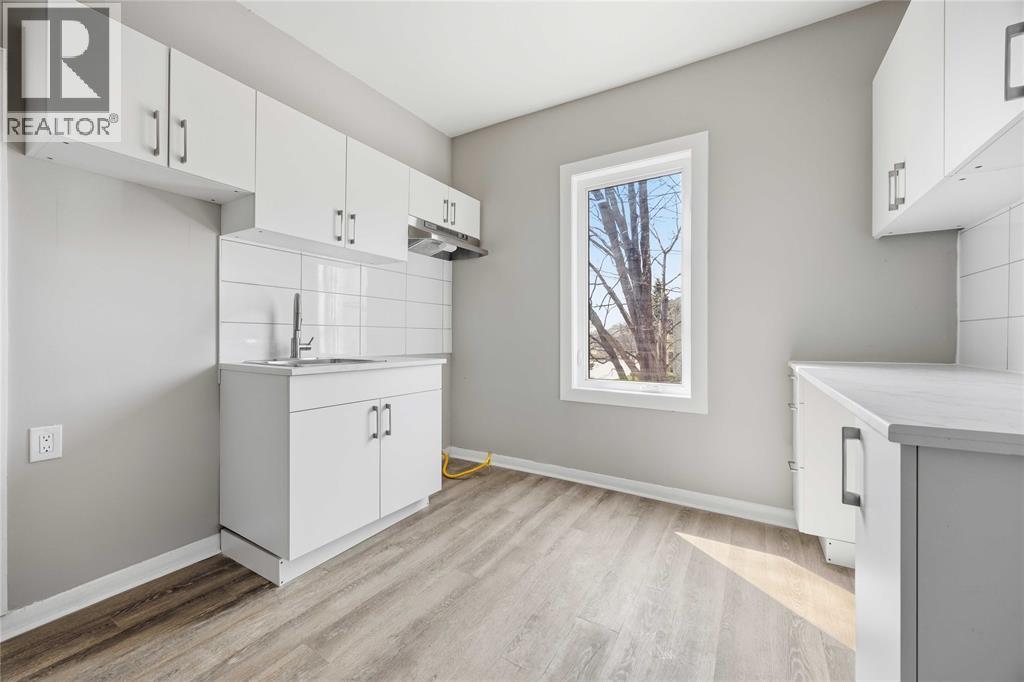 131 Margaret Avenue Unit# 5, Wallaceburg, Ontario  N8A 2A2 - Photo 6 - 26008275
