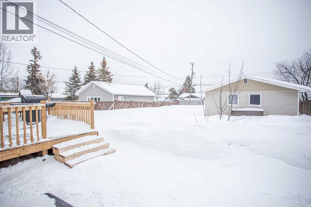 10011 100 Street, High Level, Alberta  T0H 1Z0 - Photo 32 - A2290231