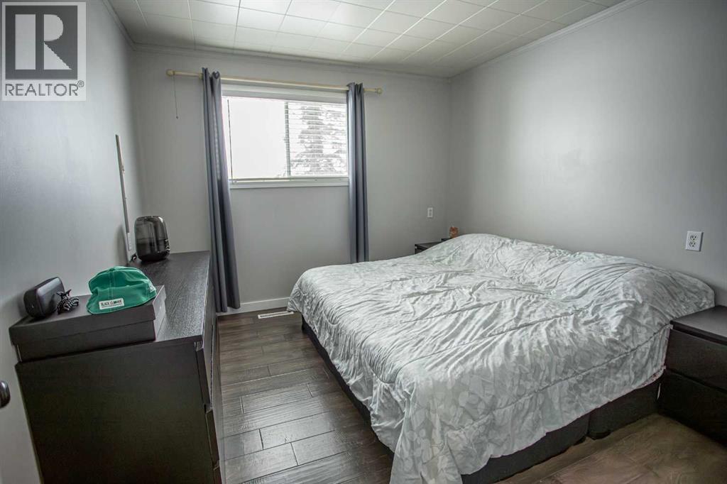 10011 100 Street, High Level, Alberta  T0H 1Z0 - Photo 15 - A2290231