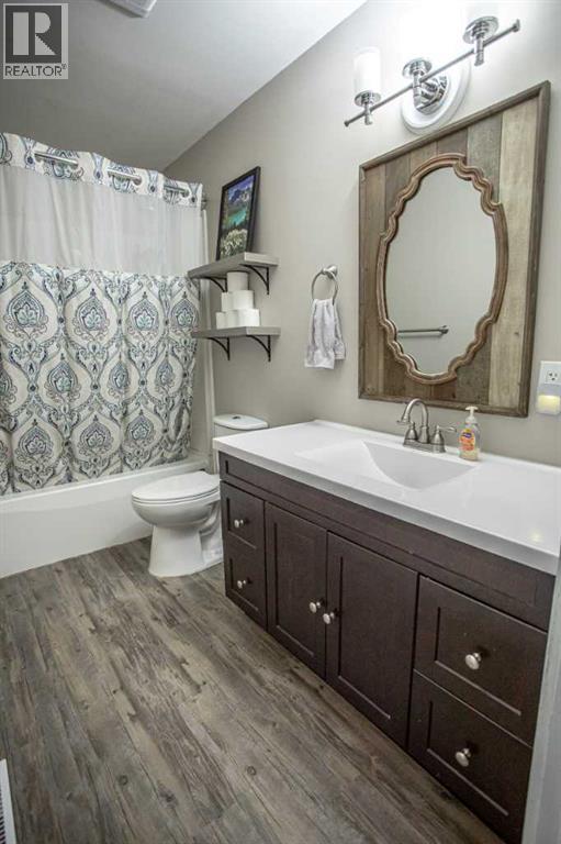 10011 100 Street, High Level, Alberta  T0H 1Z0 - Photo 13 - A2290231