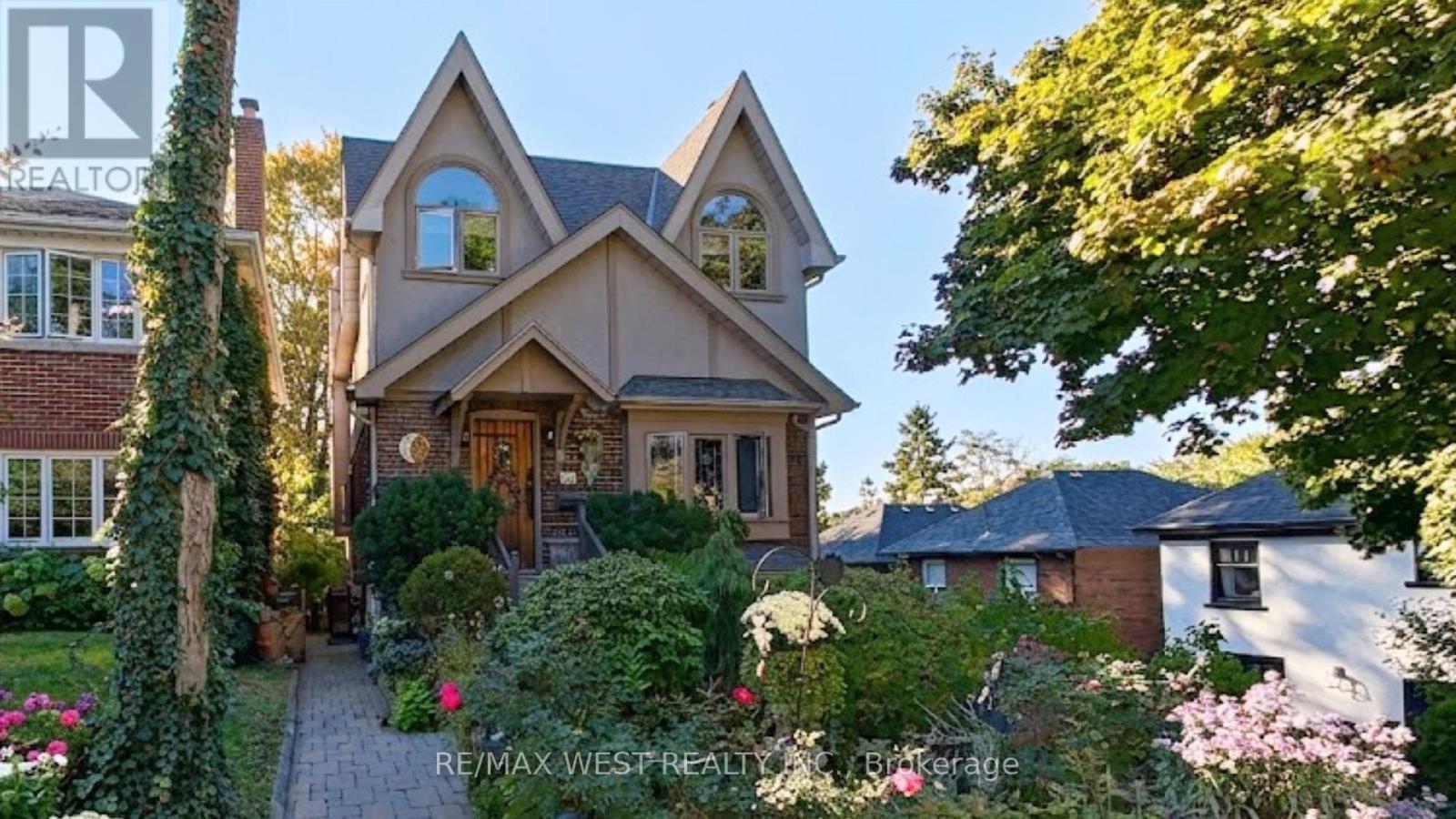 69 Mayfield Avenue, Toronto, Ontario  M6S 1K4 - Photo 2 - W13004458