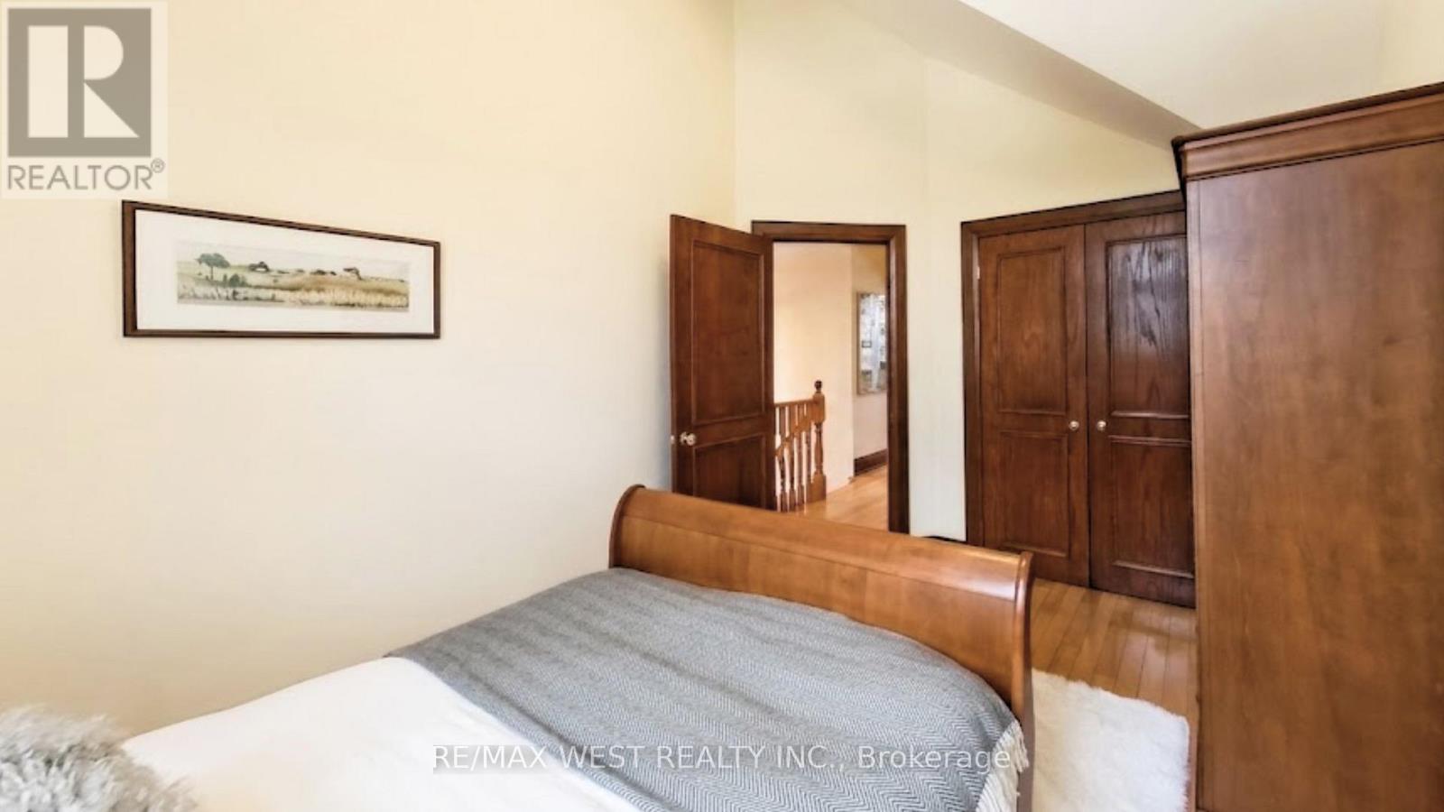 69 Mayfield Avenue, Toronto, Ontario  M6S 1K4 - Photo 22 - W13004458