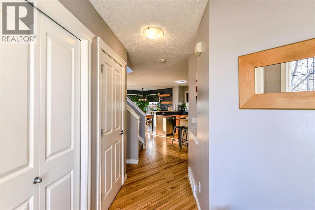 88 Evansford Road Nw, Calgary, Alberta  T3P 1G8 - Photo 2 - A2300992