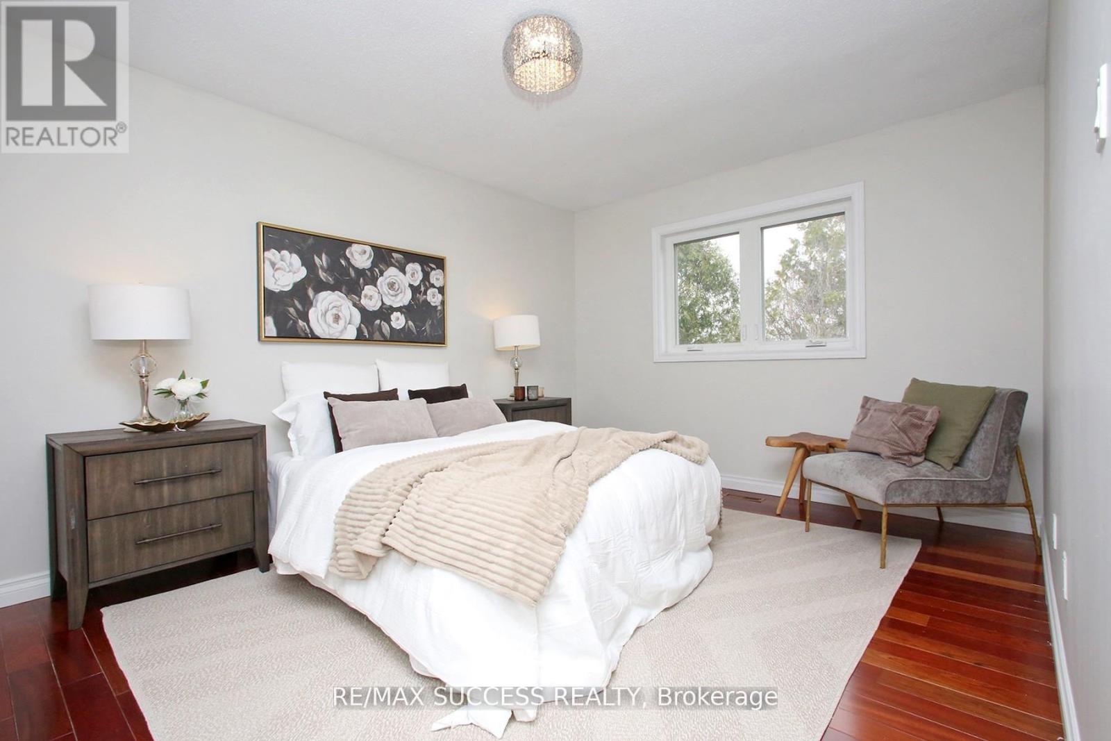 6643 Mockingbird Lane, Mississauga, Ontario  L5N 5K2 - Photo 22 - W13004518