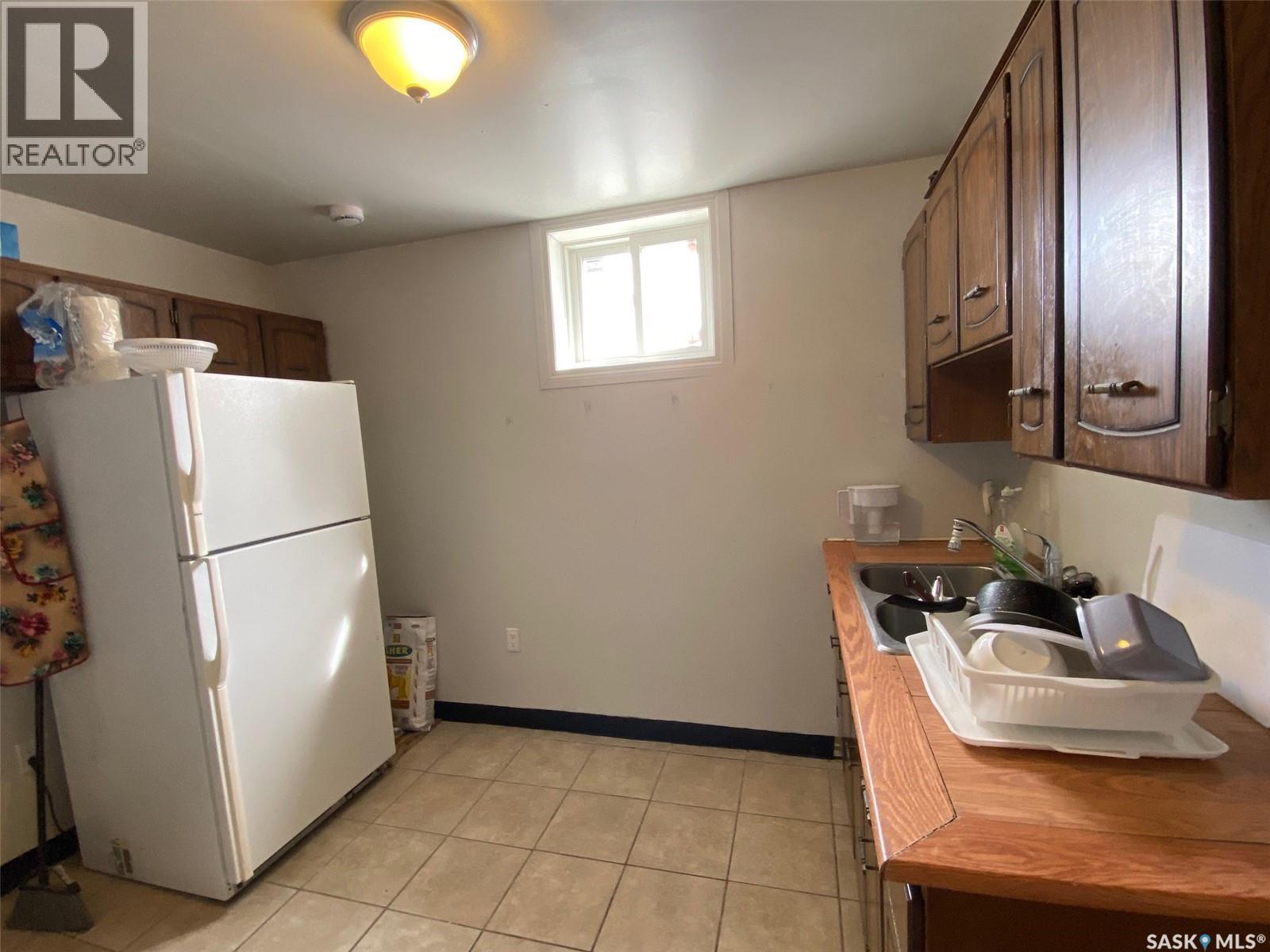 31 Irwin Avenue, Yorkton, Saskatchewan  S3N 4C6 - Photo 9 - SK033026