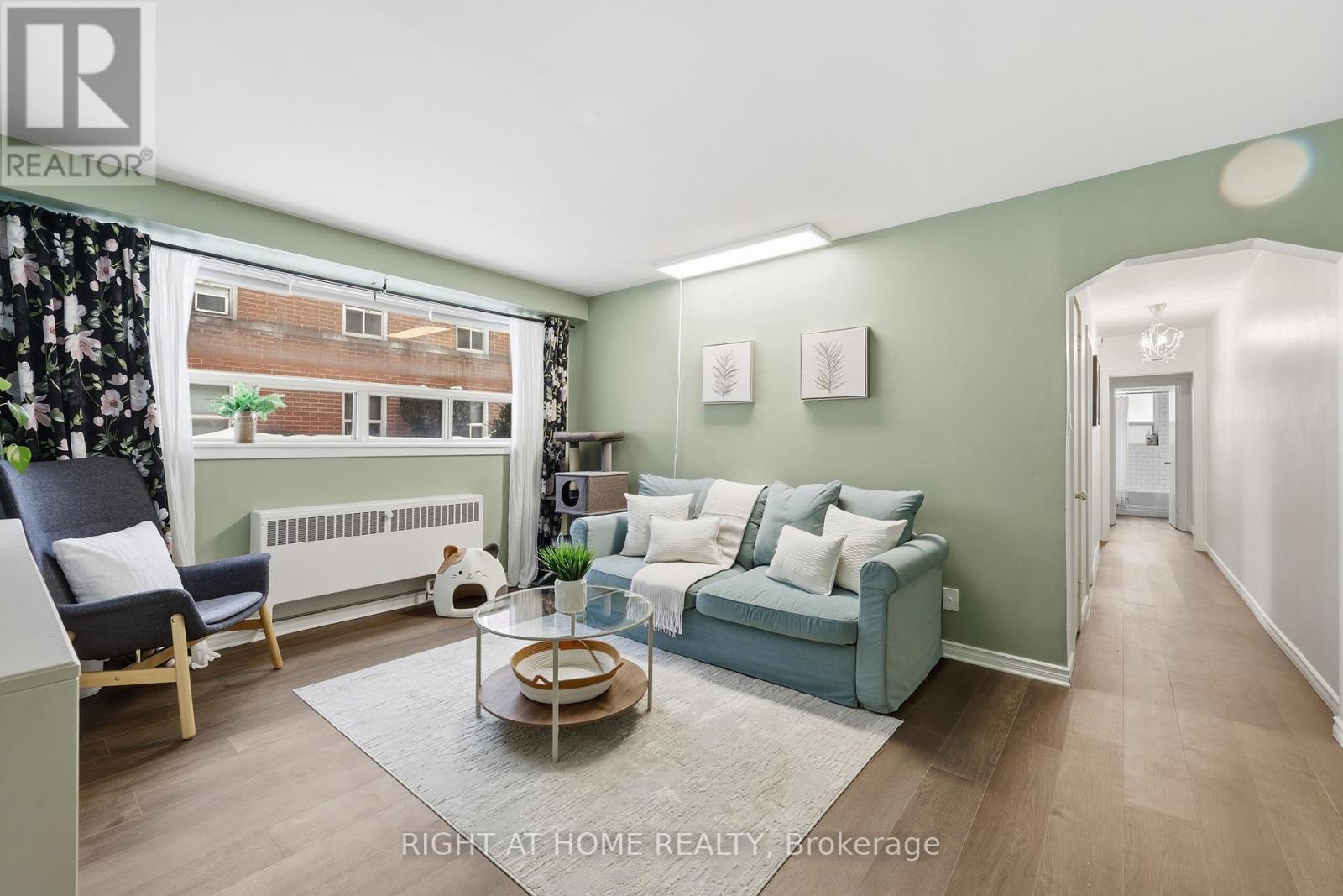 11 - 223 Macnab Street S, Hamilton, Ontario  L8P 3C9 - Photo 6 - X13004472