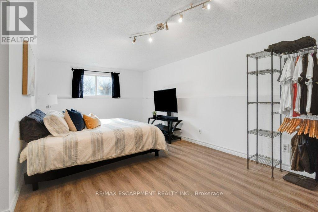 28 Kathleen Street, Brant, Ontario  N3L 3X8 - Photo 22 - X13004502