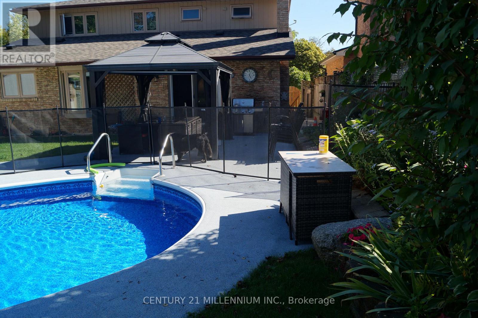 4 Marchmount Crescent, Brampton, Ontario  L6S 2S9 - Photo 37 - W12923400